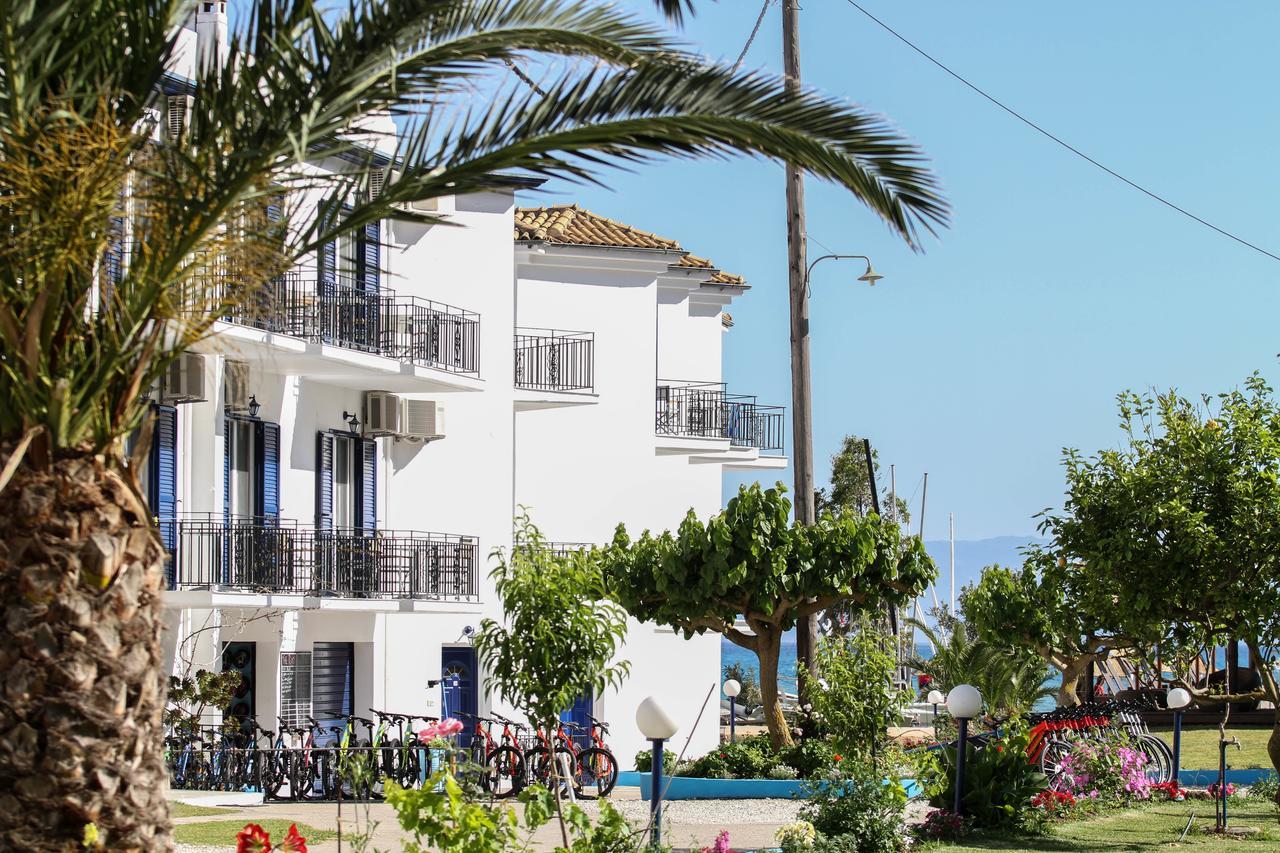 Surf Hotel Vasilikí Exteriör bild